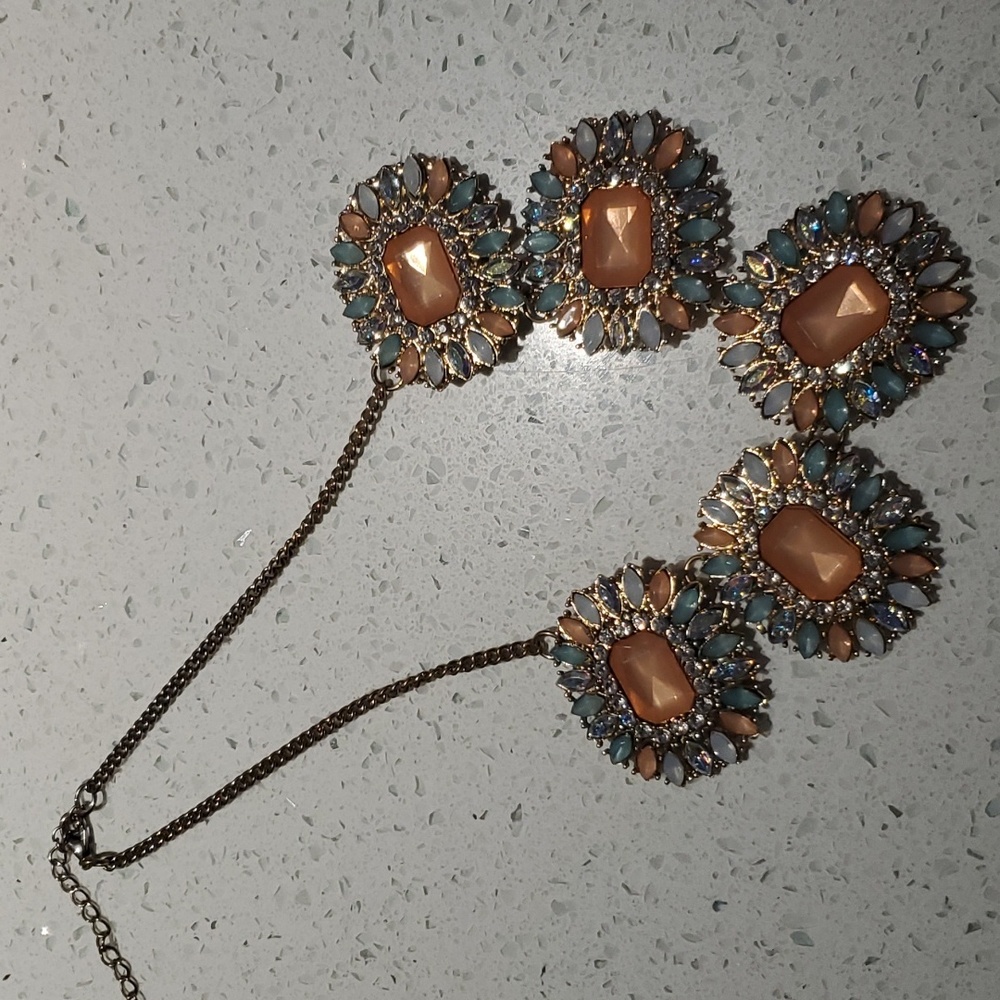 Costume jewellry